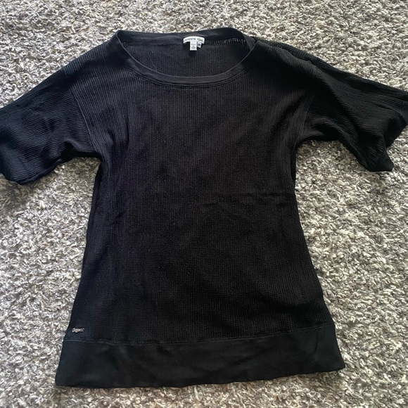 LACOSTE black crochet t shirt - Picture 2 of 7